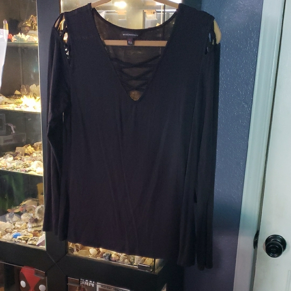 Rock & Republic Long Sleeve sz XL